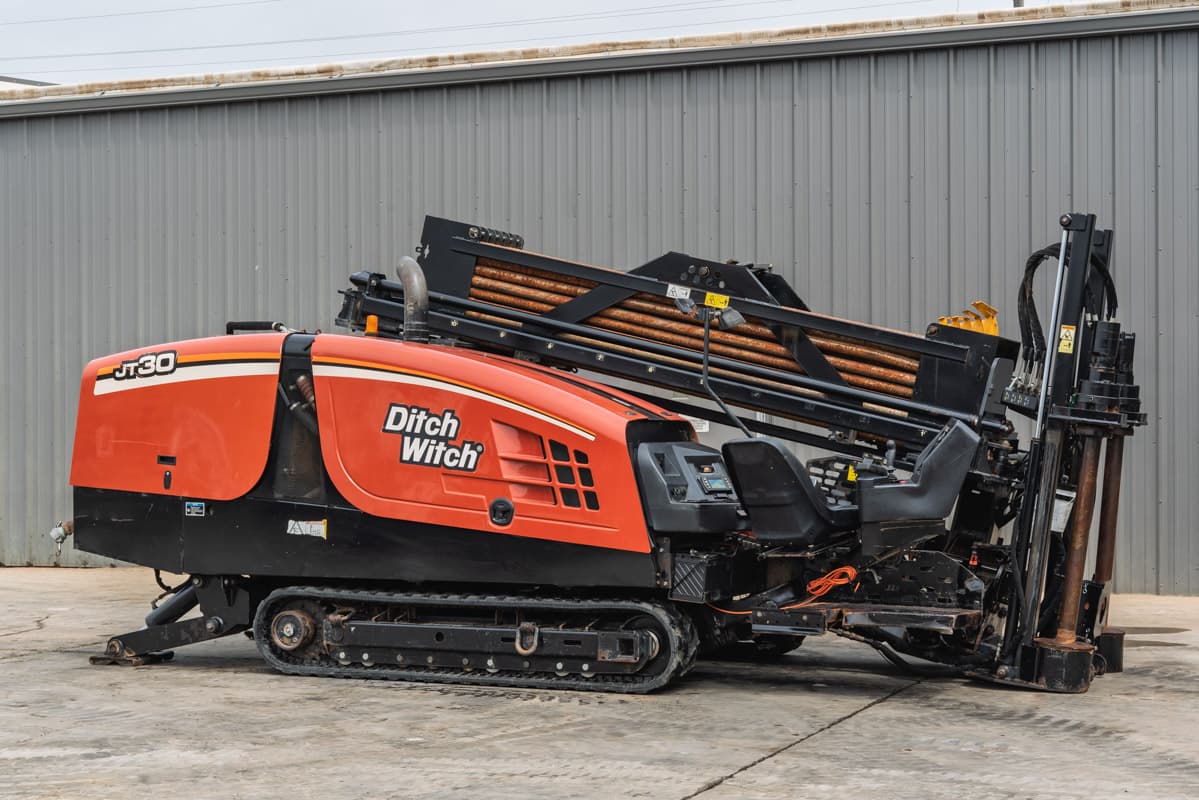 9100-2100: 2014 Ditch Witch JT30