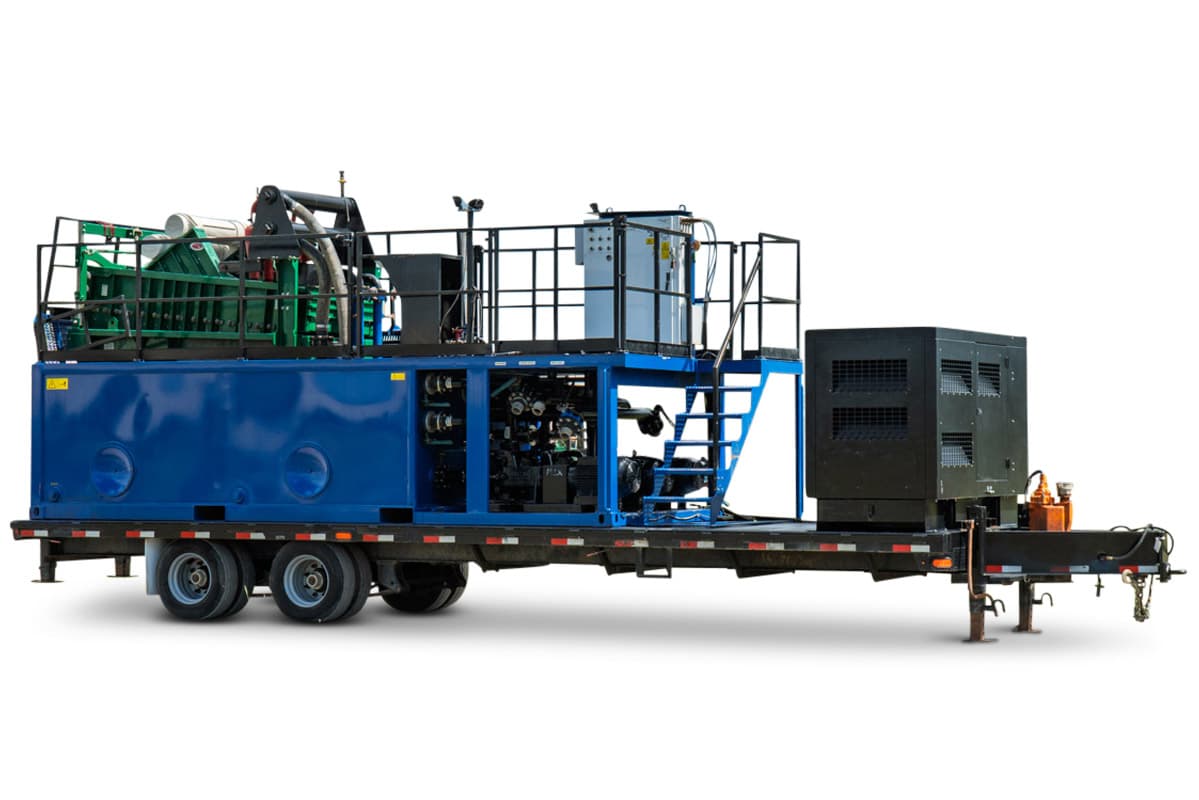2023 American Augers M300DH mud recycler, trailer-mounted, blue tanks, shaker deck, pump skid, control panel, generator, tandem axle, 3/4 view