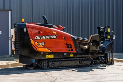 2016 Ditch Witch JT9 horizontal directional drill