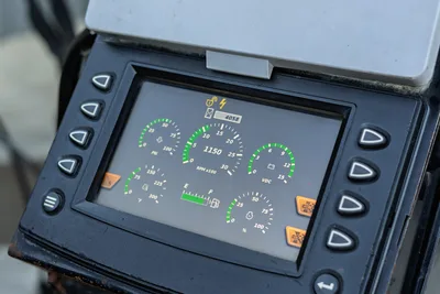 Vermeer D40x55 S3 operator display panel showing 4,058 hours, 1,150 RPM, PSI, VDC, temp, and fuel gauges