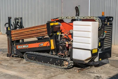 2016 Ditch Witch JT9 horizontal directional drill