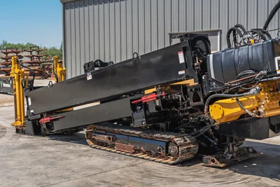 2019 Vermeer D40x55 S3 HDD drill side profile showing angled drill frame, rubber tracks, hydraulic lines, and carriage assembly