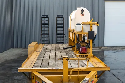 2021 TowMaster T-20D trailer deck view with Vermeer MX125 mud mixer, water tank, Honda engine, and drill pipe racks