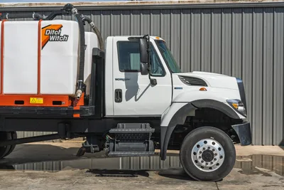2011 International WorkStar 7500 4WD Mud Mixing Truck
