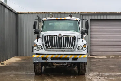 9810-0252: 2011 International WorkStar 7600 Mud Truck