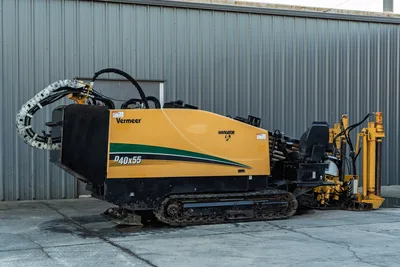 2019 Vermeer D40x55 S3 Navigator HDD drill, driver-side view, rubber tracks, drill pipe carousel, carriage visible