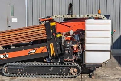 2016 Ditch Witch JT9 horizontal directional drill