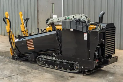 2018 Vermeer D8x12 HDD drill, rear 3/4 view, rubber tracks, drill frame angled up, engine compartment with louvers visible
