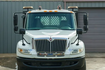 Ditch Witch 2010 International 4400 - Mud Equipment