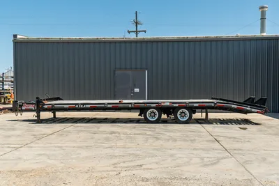 2023 Interstate 40DLA trailer