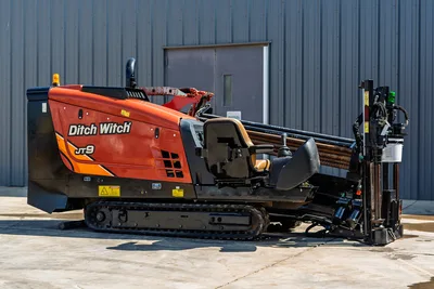 2016 Ditch Witch JT9 horizontal directional drill