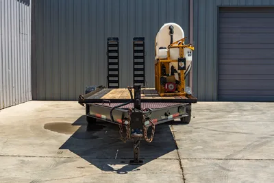 2017 Lucon 12T192FCBW trailer