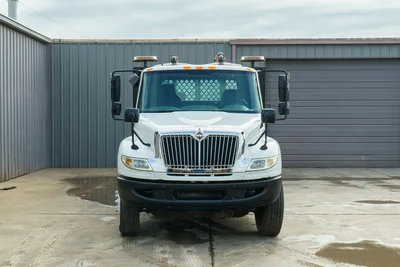 Ditch Witch 2010 International 4400 - Mud Equipment