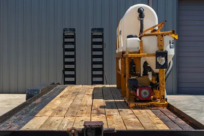 2017 Lucon 12T192FCBW trailer