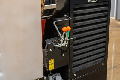 2016 Ditch Witch JT9 horizontal directional drill