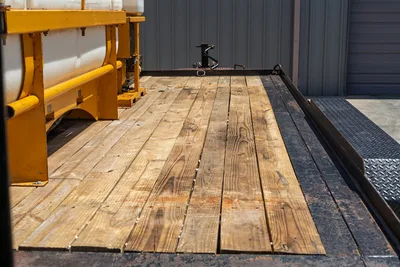 2017 Lucon 12T192FCBW trailer