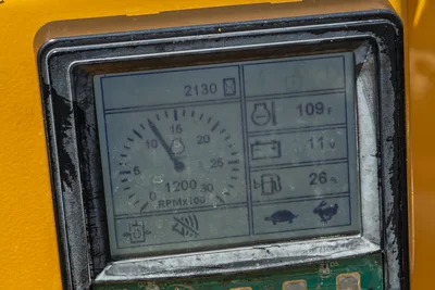 2021 Vermeer D8x12 LCD display panel showing 2,130 hours, 1200 RPM, 109°F fluid temp, 11V battery, 26% fuel