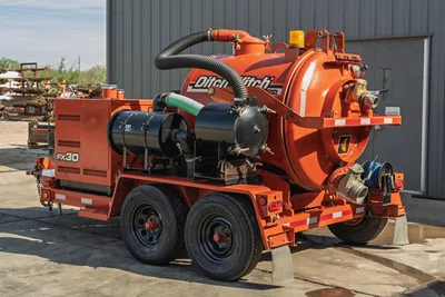 9300-828: 2014 Ditch Witch FX30
