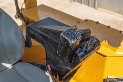 Vermeer 2000 Vermeer P185 - Utility