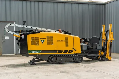 2024 Vermeer D20x22 S3 Navigator HDD drill, right-side profile, rubber tracks, drill pipe loaded, carriage assembly, yellow engine enclosure