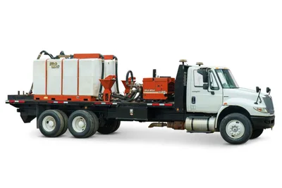 Ditch Witch 2010 International 4400 - Mud Equipment