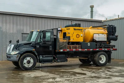 Vermeer 2007 International 4300 - Mud Equipment
