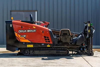 2016 Ditch Witch JT9 horizontal directional drill