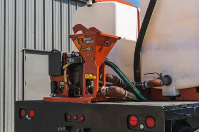 2011 International WorkStar 7500 4WD Mud Mixing Truck