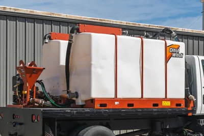 2011 International WorkStar 7500 4WD Mud Mixing Truck