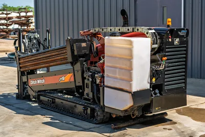 2016 Ditch Witch JT9 horizontal directional drill