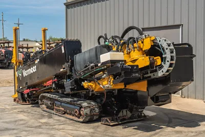 2020 Vermeer D24x40 S3 HDD drill, rear 3/4 view, yellow-black carriage, hydraulic lines, chain drive, rubber tracks, angled drill frame