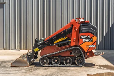 9500-129: 2022 Ditch Witch SK600