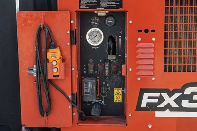 9300-828: 2014 Ditch Witch FX30