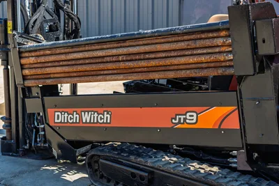 2016 Ditch Witch JT9 horizontal directional drill