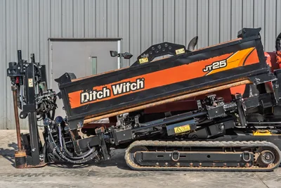 2016 Ditch Witch JT25 Horizontal Directional Drill