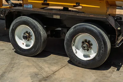 2017 Lucon 12T192FCBW trailer