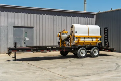 2017 Lucon 12T192FCBW trailer