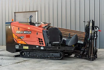 2017 Ditch Witch JT10 Horizontal Directional Drill