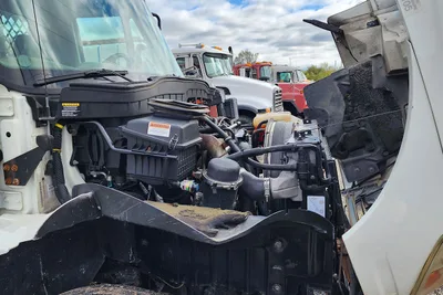Ditch Witch 2010 International 4400 - Mud Equipment