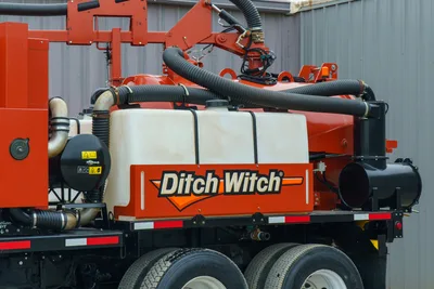 Ditch Witch 9300-712: 2017 Ditch Witch FXT65 - Mud Equipment