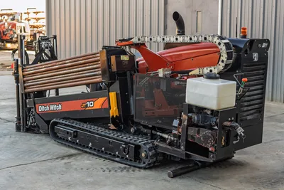 2017 Ditch Witch JT10 Horizontal Directional Drill