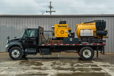 Vermeer 2007 International 4300 - Mud Equipment