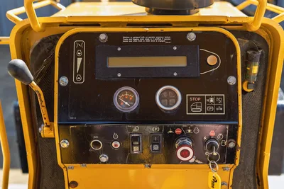 Vermeer 2000 Vermeer P185 - Utility