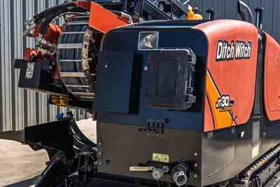 9100-2182: 2016 Ditch Witch JT30 ALL TERRAIN