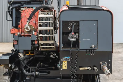 9100-2100: 2014 Ditch Witch JT30