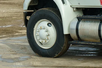 Ditch Witch 2010 International 4400 - Mud Equipment