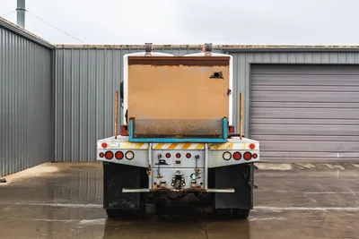 9810-0252: 2011 International WorkStar 7600 Mud Truck