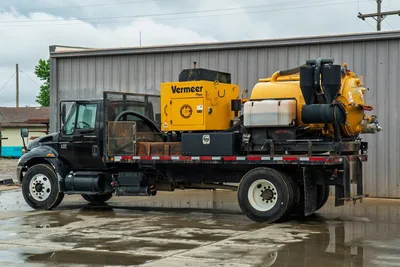 Vermeer 2007 International 4300 - Mud Equipment