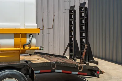 2017 Lucon 12T192FCBW trailer