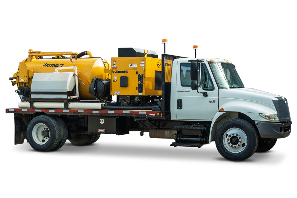 2007 International 4300 Mud Mixing Truck